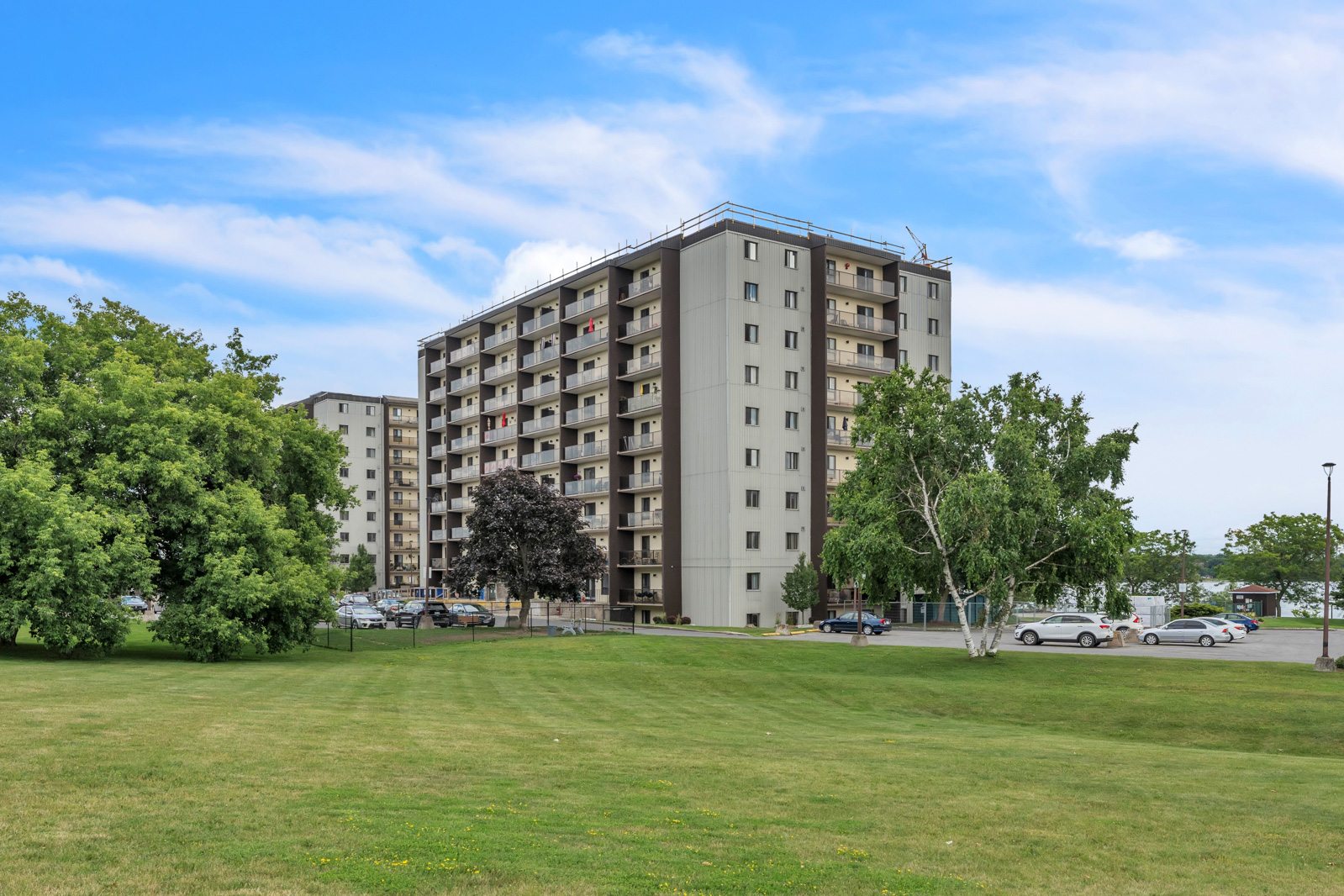 47-67-Village-Drive-June-2024-Amenities_Unit-302_Exteriors-Print-4__ScaleMaxWidthWzE5MjBd